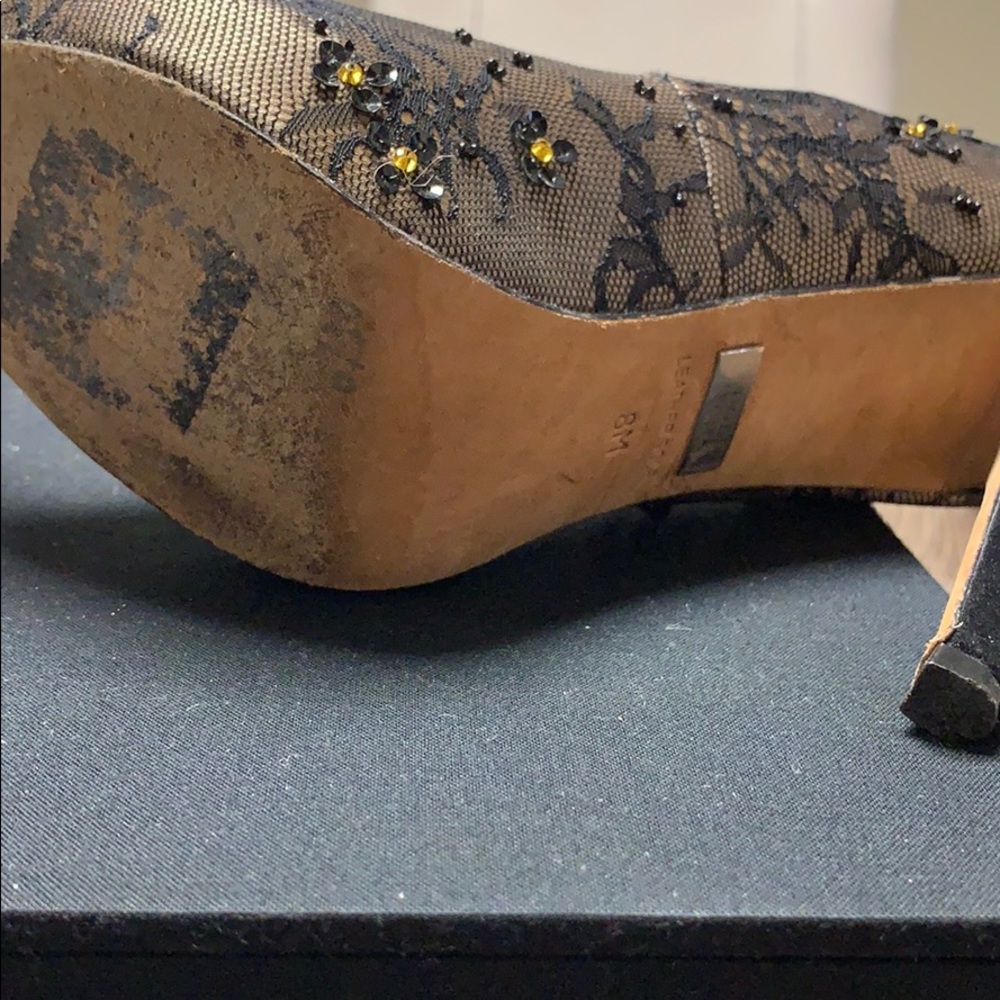 Badgley Mischka 'Stella' Pump - Picture 15 of 16